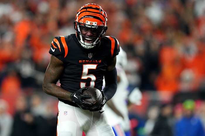 Nov 5, 2023; Cincinnati, Ohio, USA; Cincinnati Bengals wide receiver Tee Higgins (5) reacts after making a catch against the Buffalo Bills in the fourth quarter at Paycor Stadium. Mandatory Credit: Kareem Elgazzar-USA TODAY Sports  